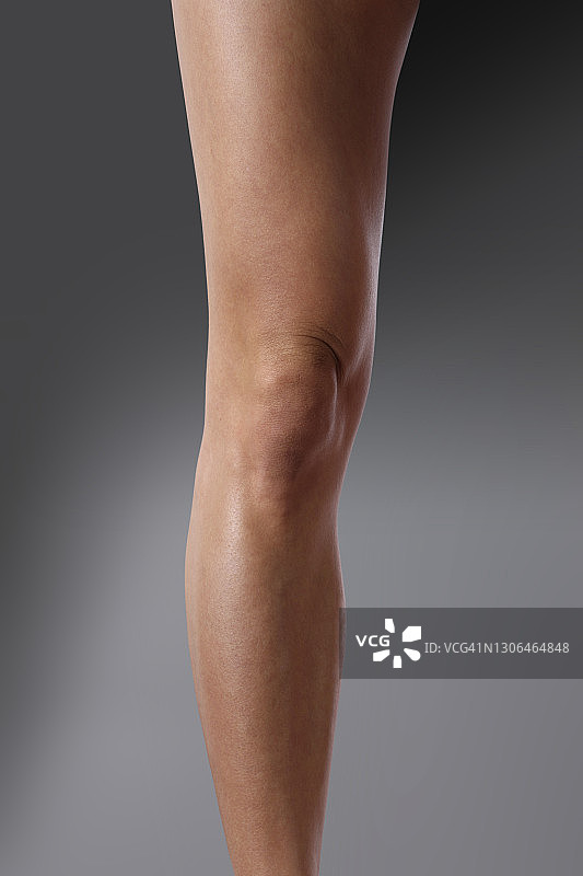 女人腿部膝盖图片素材