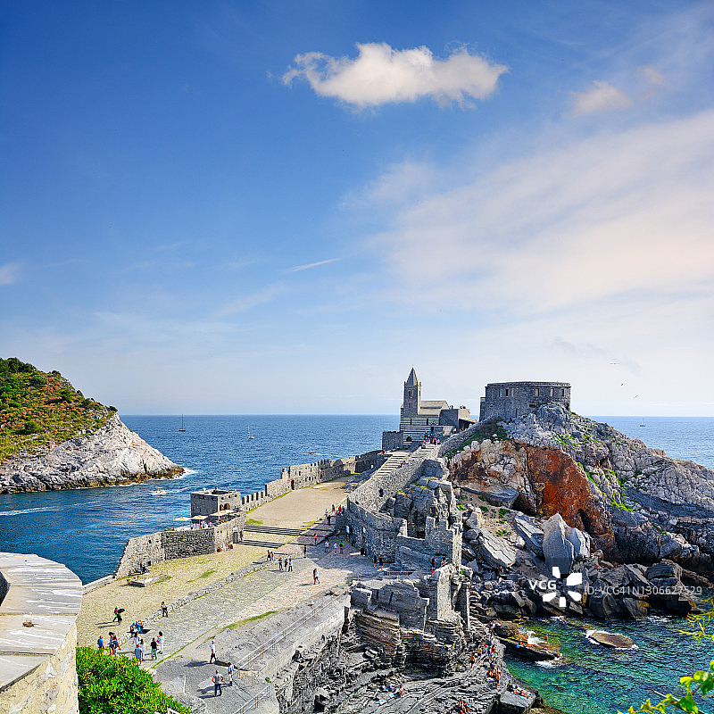 意大利韦内雷港的圣彼得教堂图片素材