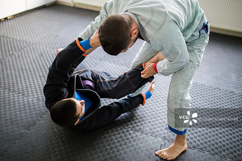 巴西柔术格斗家训练图片素材