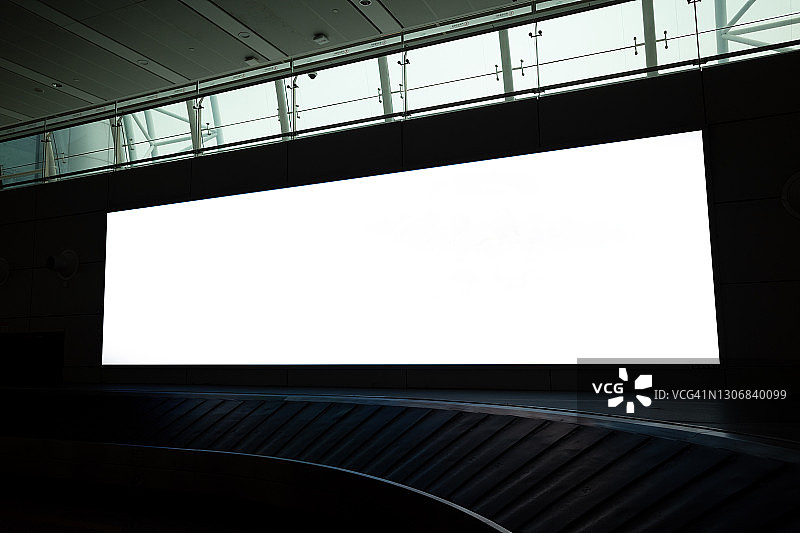 机场行李提取处广告牌图片素材