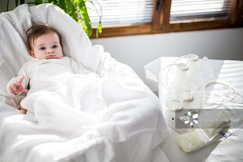 孕产妇及婴儿护理图片素材