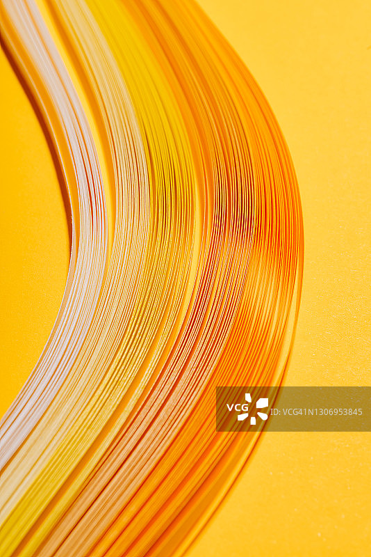 纸艺制作的黄色抽象背景图片素材