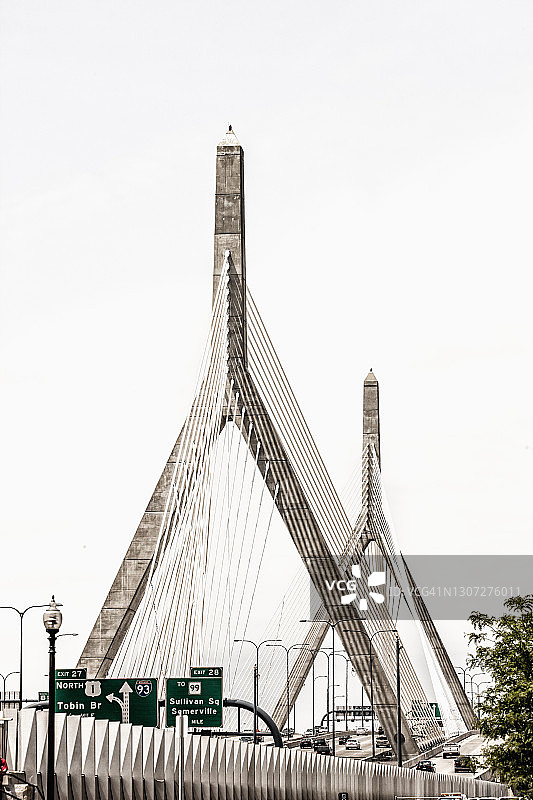 扎金·邦克山大桥景观图片素材