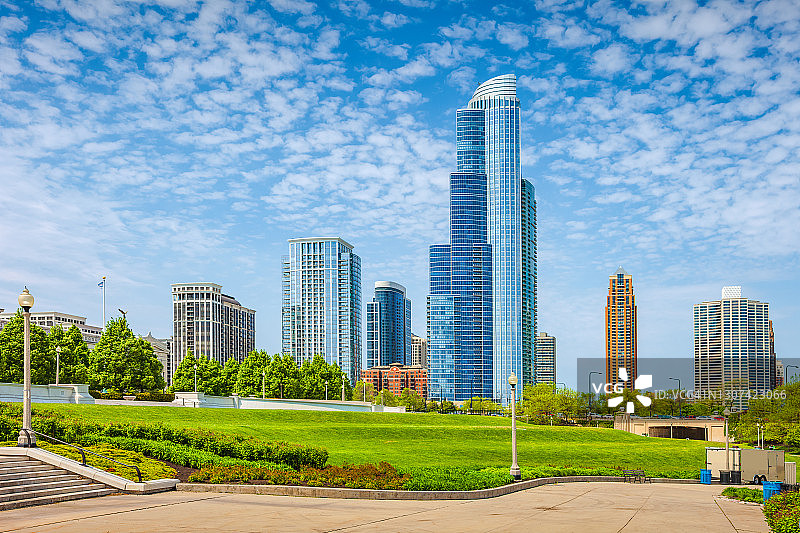 芝加哥市中心公寓：伊利诺伊州滨湖步道与格兰特公园图片素材