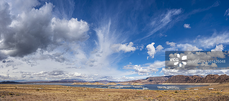 拉斯维加斯附近的米德湖和码头图片素材