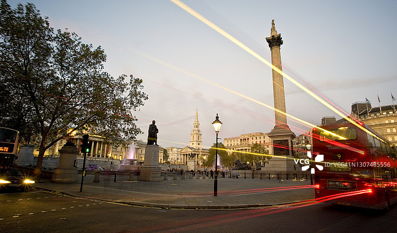 英国伦敦特拉法加广场与国家美术馆图片素材