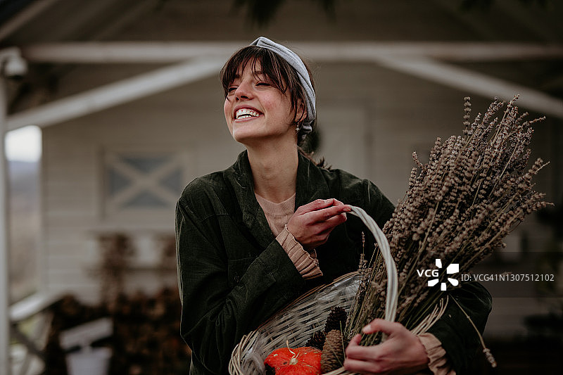 享受乡村生活图片素材