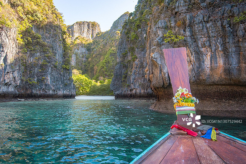 泰国皮皮岛长尾船之旅图片素材
