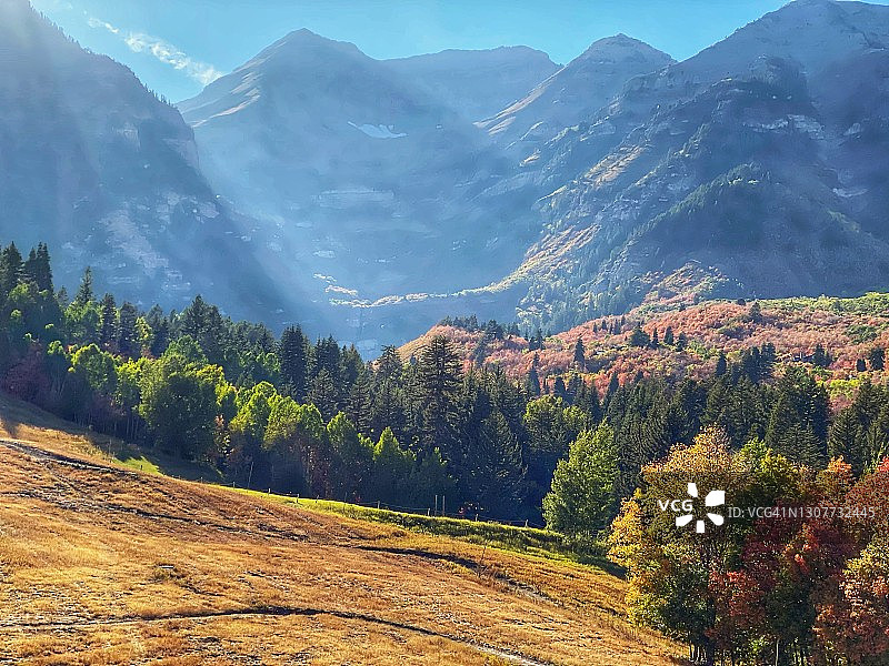 秋季犹他州圣丹斯山脉景观图片素材