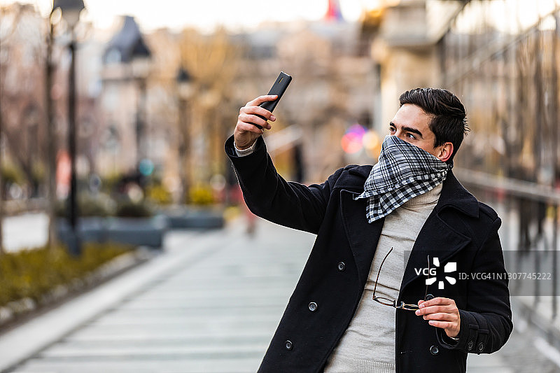 新常态自拍！图片素材