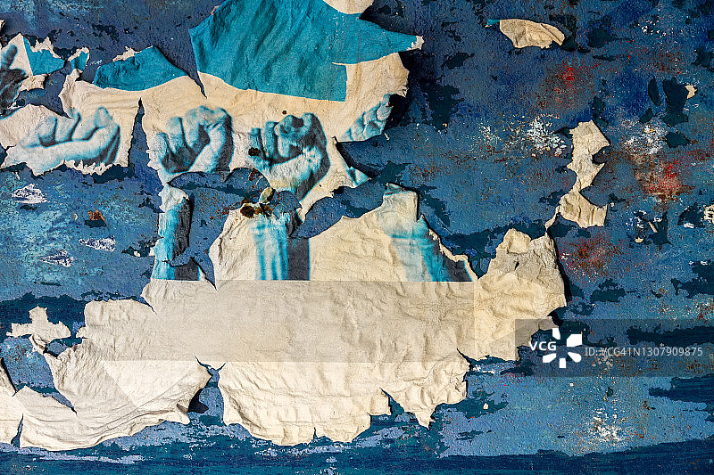 撕裂的海报图片素材