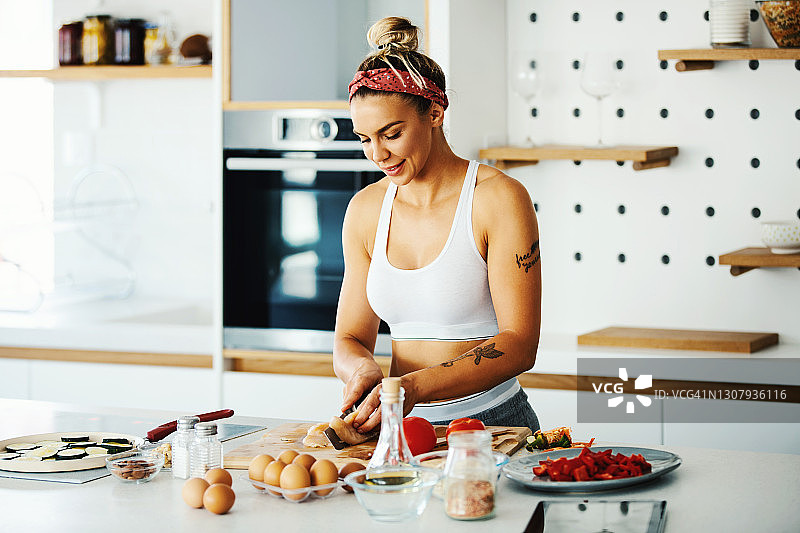 营养与锻炼同等重要图片素材