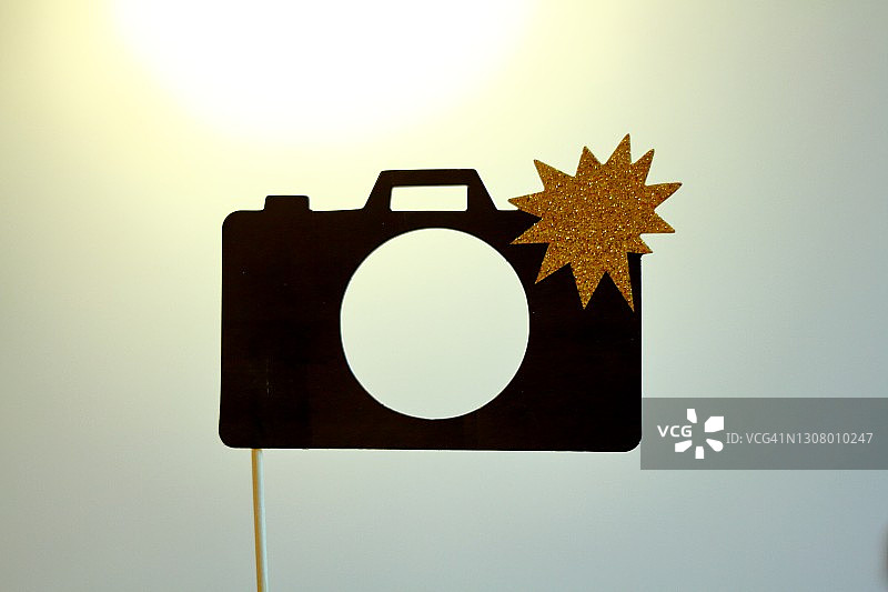 活动中使用的趣味纸质相机造型道具图片素材