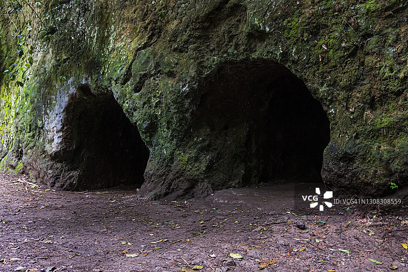 古老洞穴图片素材