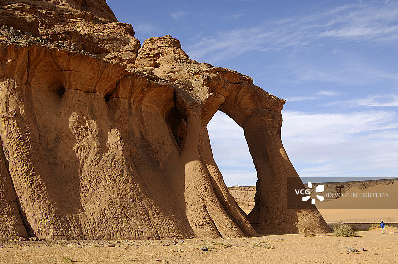 利比亚阿卡库斯山脉岩层图片素材