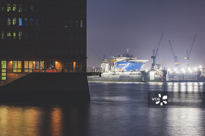 德国汉堡港口夜景图片素材