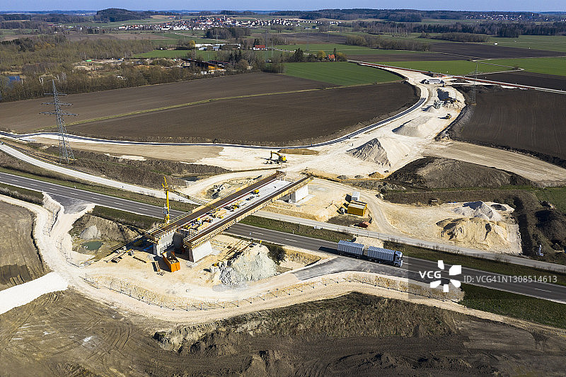 施工中桥梁的航拍图图片素材