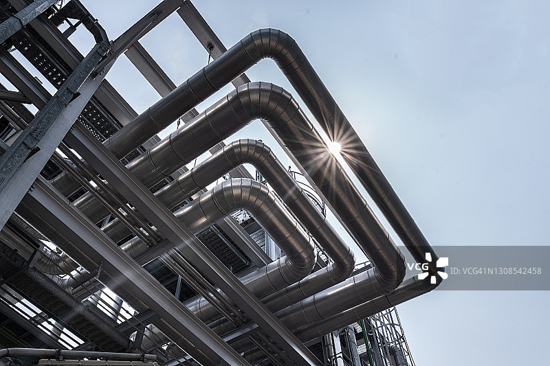 工业区隔热钢管线图片素材