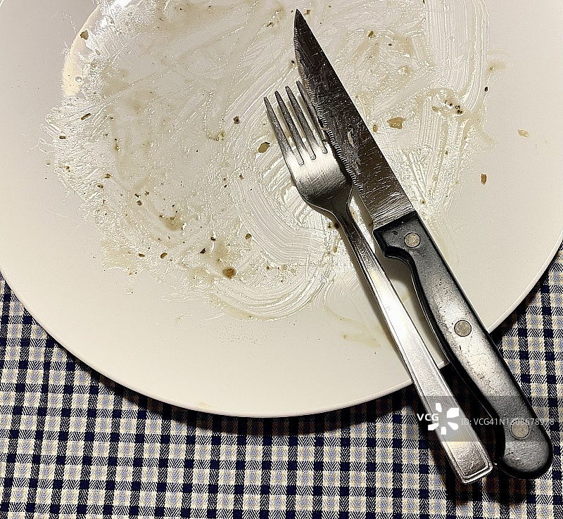 脏污的餐具图片素材