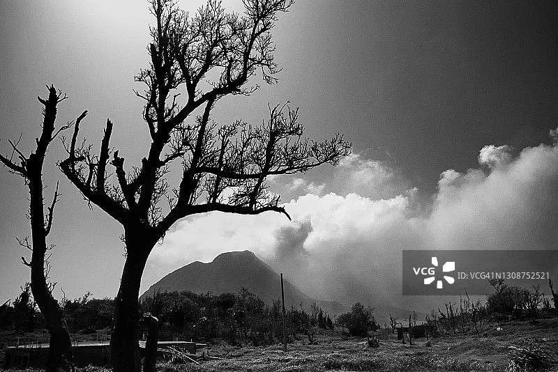 硫磺山火山图片素材