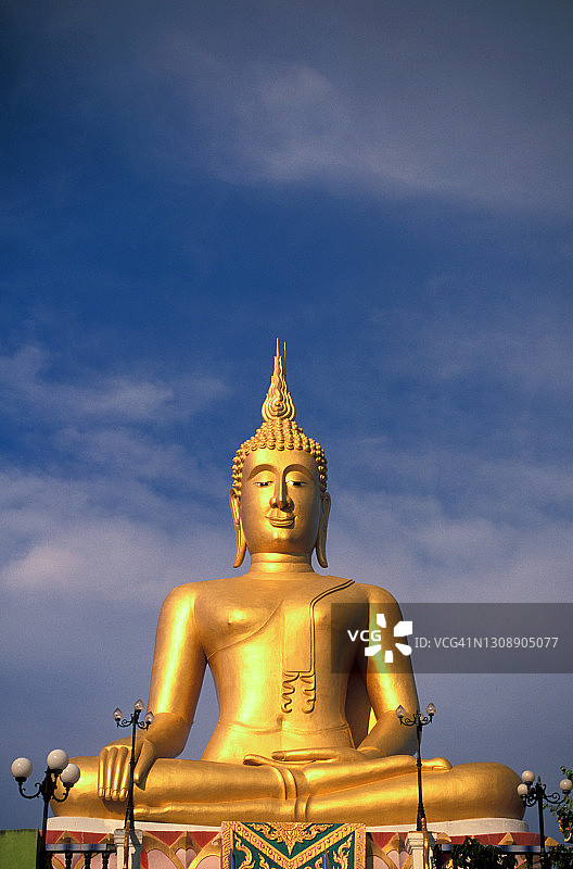 金色大佛像图片素材