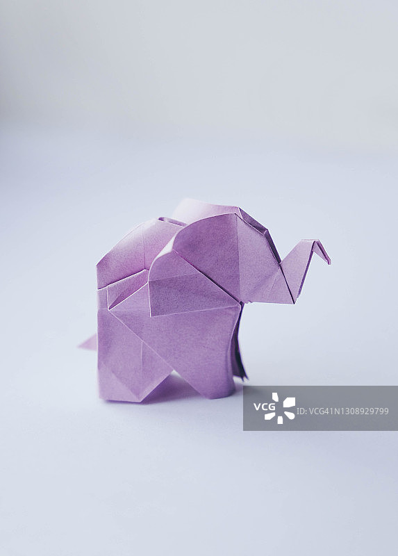 折纸的大象图片素材