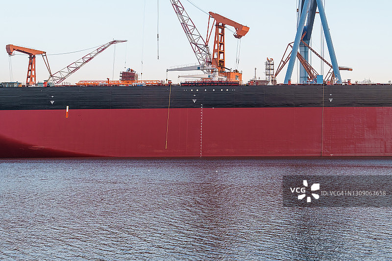 港口里的大船图片素材