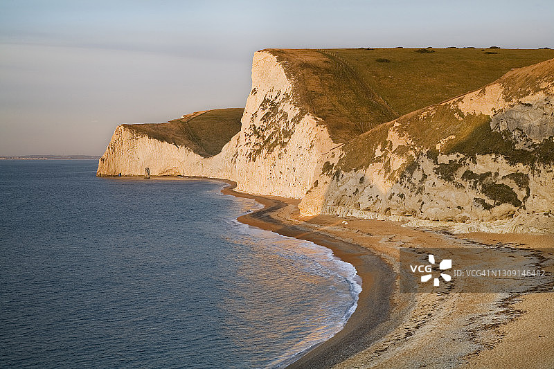 多塞特海岸线的斯怀尔角图片素材