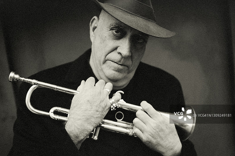 小号演奏者图片素材