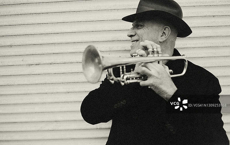 小号演奏者图片素材