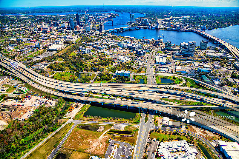 杰克逊维尔市中心附近的高速公路图片素材