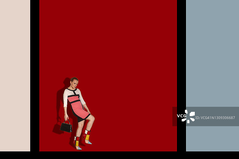 几何背景上的复古时尚女子图片素材