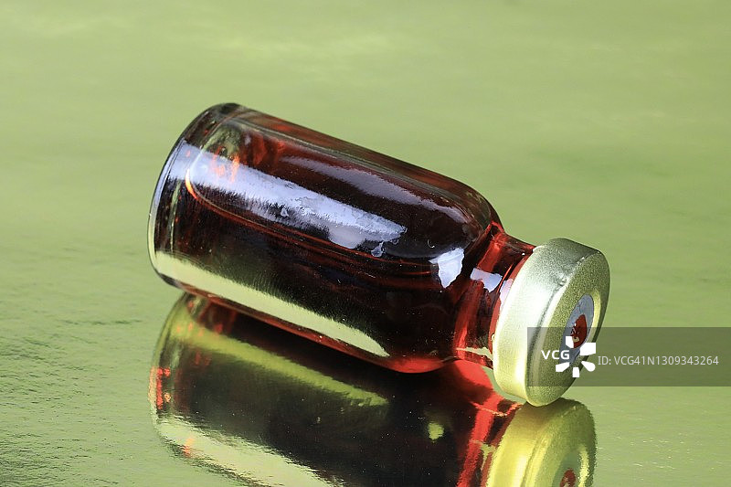 血液样本瓶图片素材