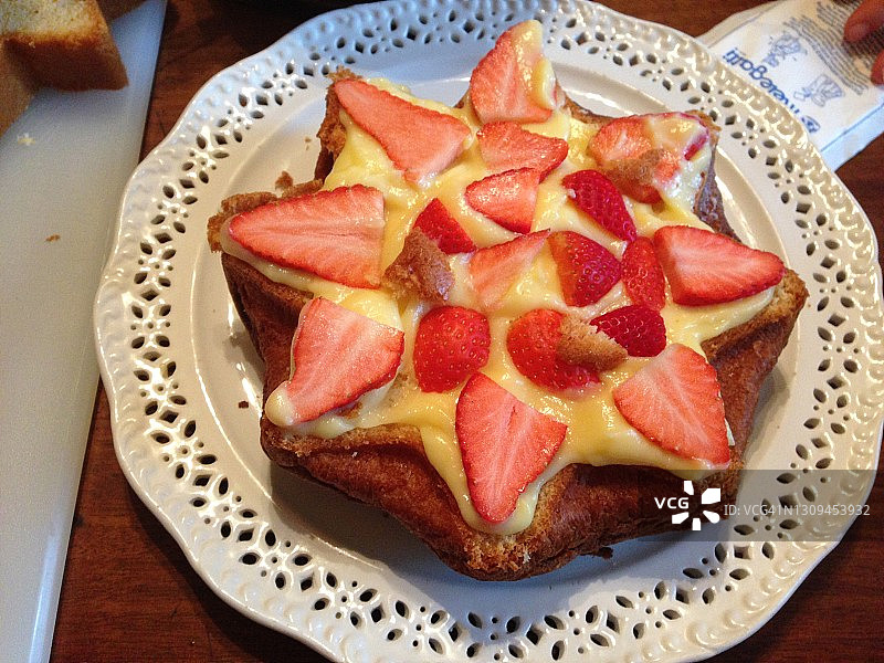 潘多罗蛋糕图片素材