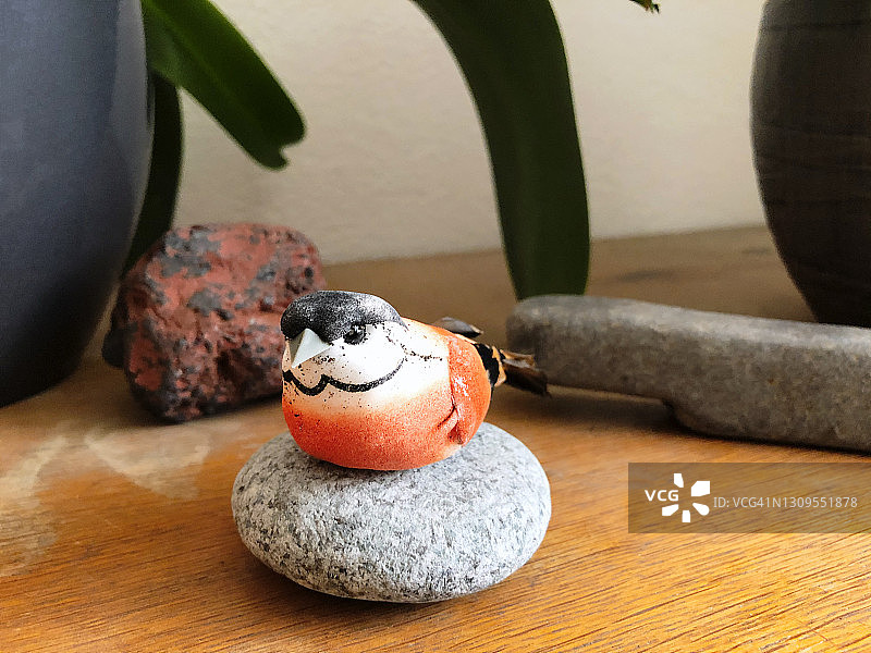 小鸟装饰品特写图片素材
