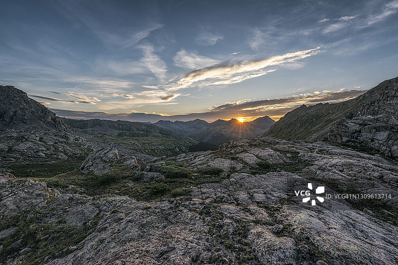 科罗拉多州猎人-弗莱潘荒野的傍晚景色图片素材