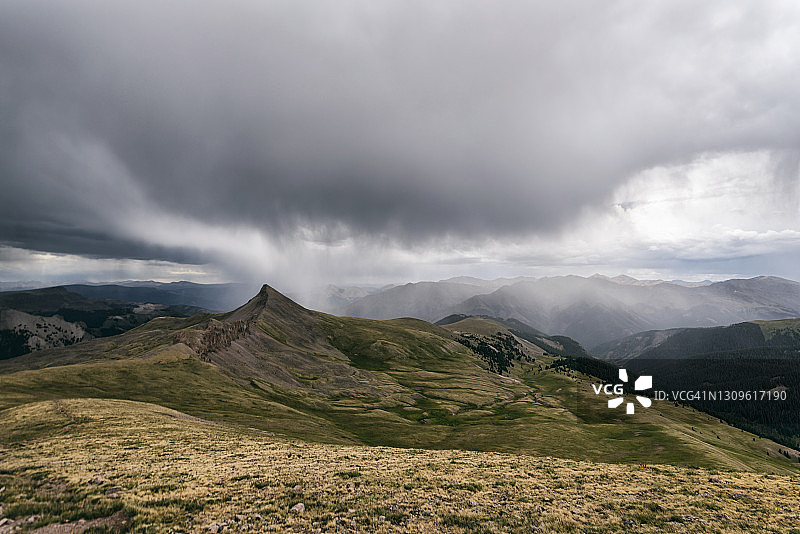 科罗拉多州Uncompahgre荒野的暴风雨天气图片素材