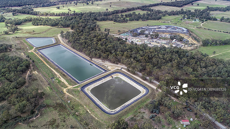 金矿的池塘处理图片素材