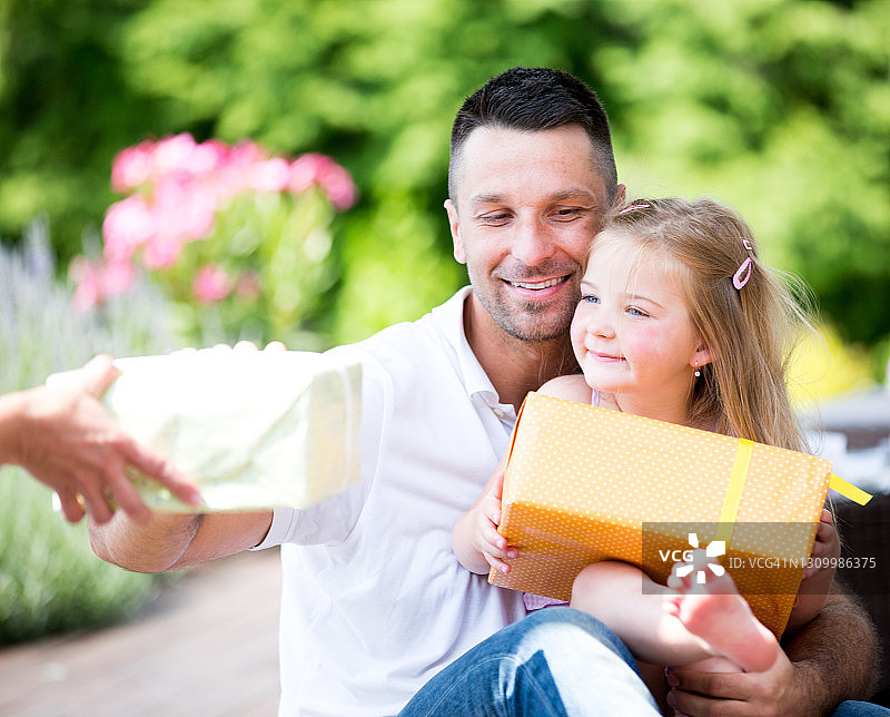 快乐的家庭 - 生日庆祝图片素材