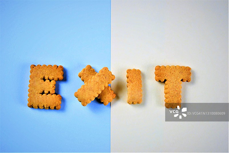 饼干制作的“出口”字样图片素材