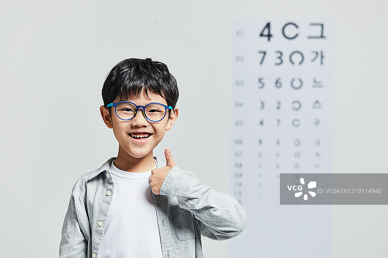 儿童视力测试图片素材