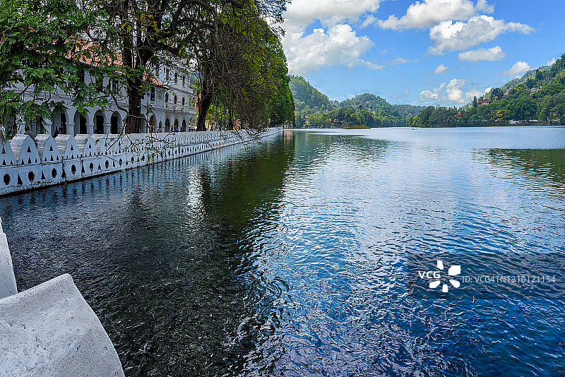 斯里兰卡康提湖图片素材