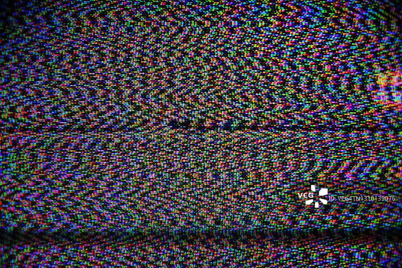 酒店房间模拟电视屏幕上的静电图片素材