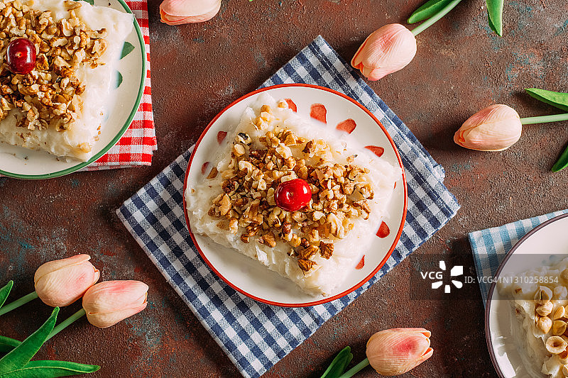 传统斋月甜点Güllac扁平风格布局图片素材