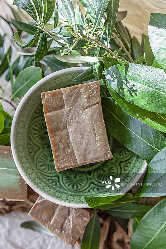 阿勒颇硬肥皂与叙利亚传统橄榄月桂皂图片素材