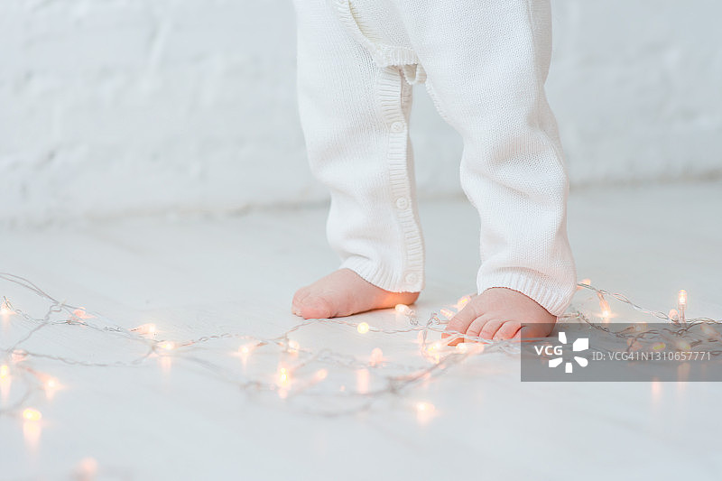 婴儿脚部特写照片图片素材