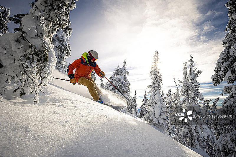 粉滑雪图片素材