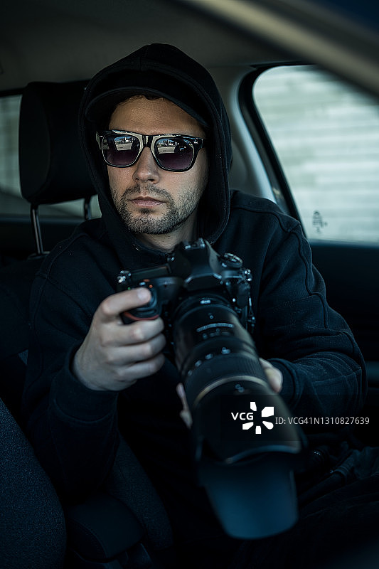 狗仔队图片素材