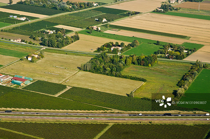 A22公路鸟瞰图图片素材