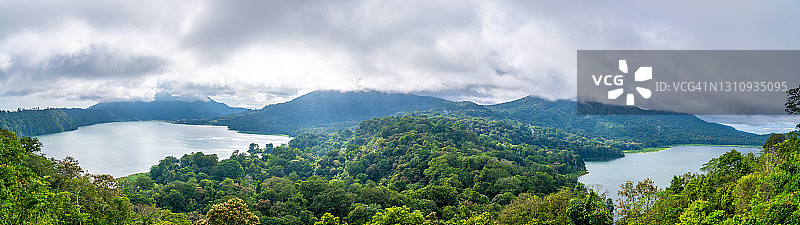 巴厘岛北部的布拉坦湖图片素材